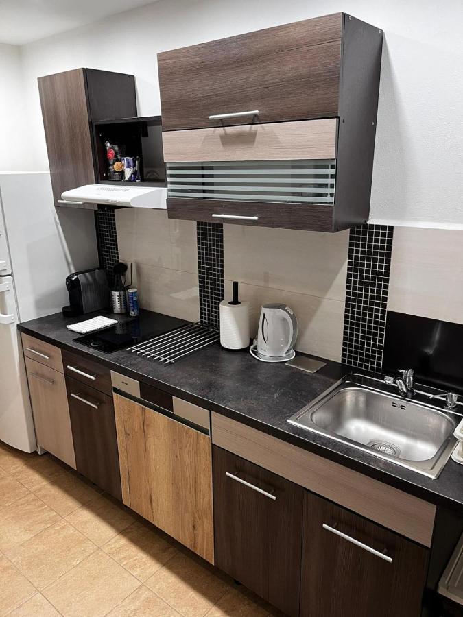 Smart Apartment Ll Huncovce Екстериор снимка
